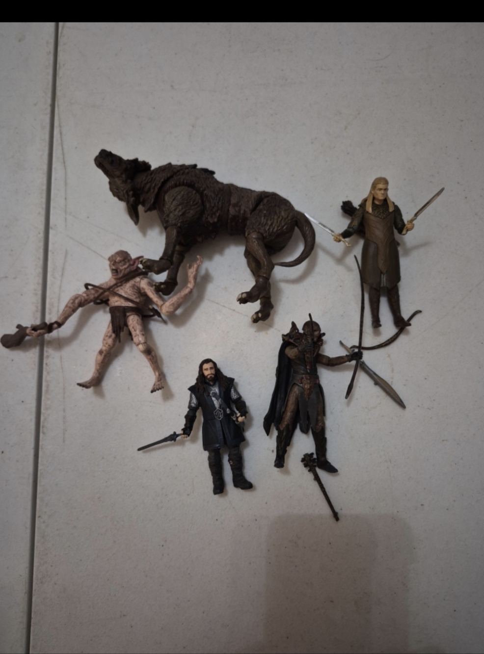 Lot of 5 Lord of the rings action figures complete 3.75 in Loose Pre-owned